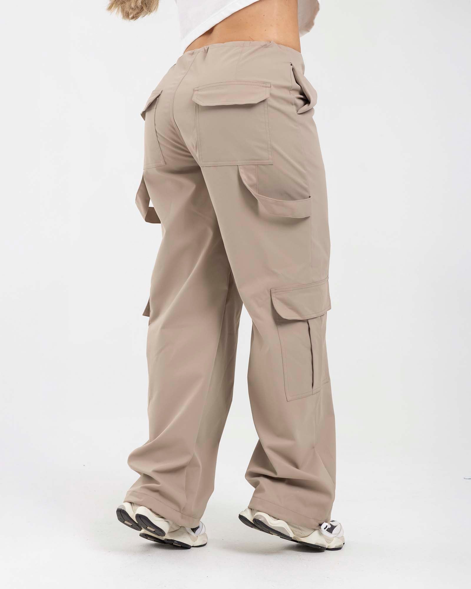 Pantalón cargo loose beige core passion FIBER