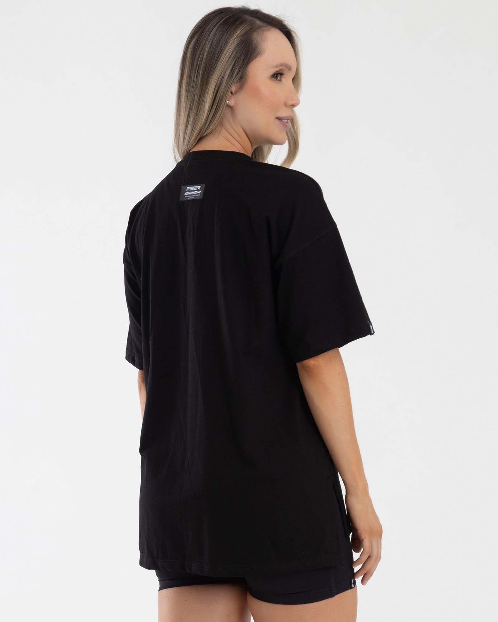 Camiseta oversize negra focused FIBER