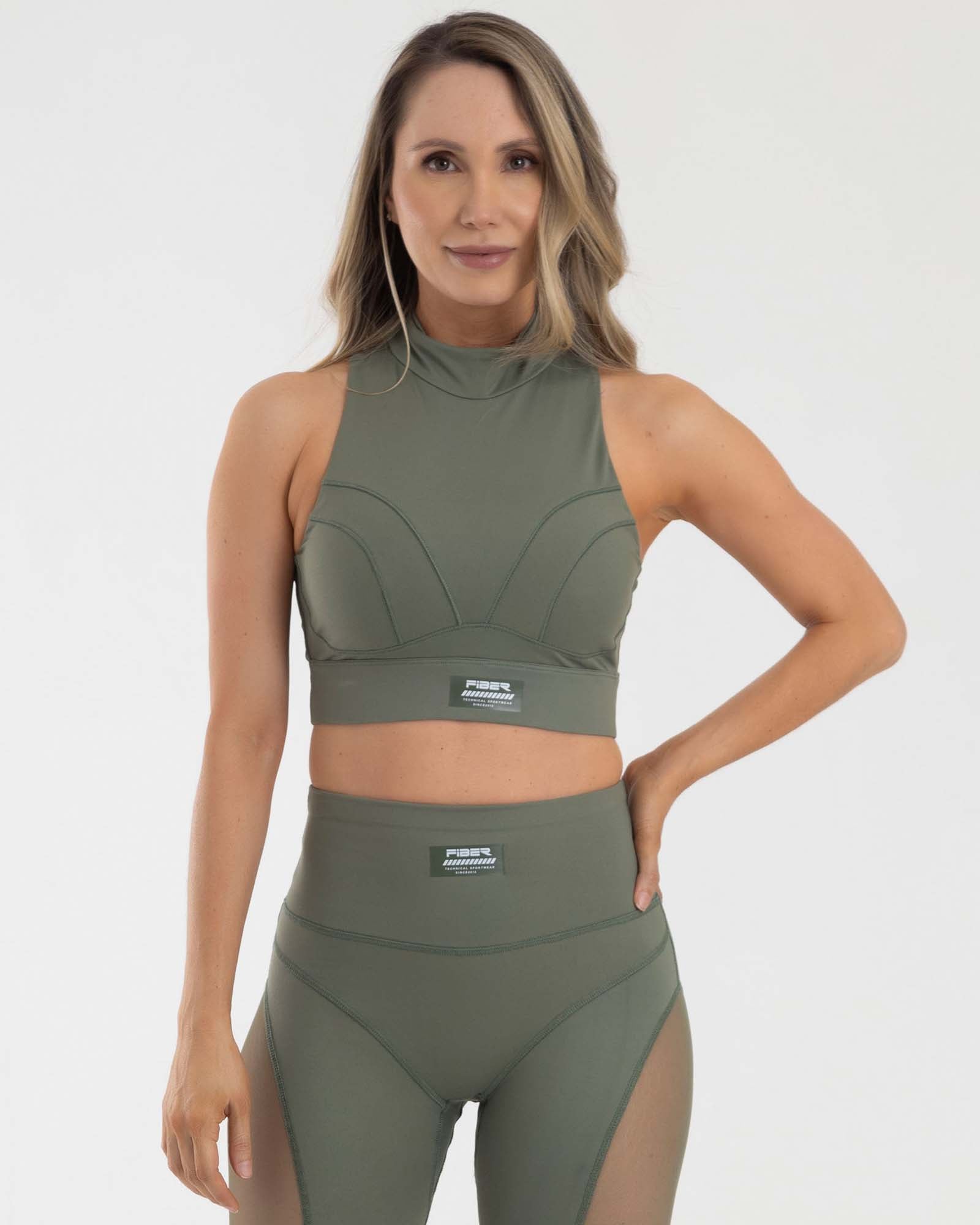 Top manga sisa high neck verde té focused FIBER