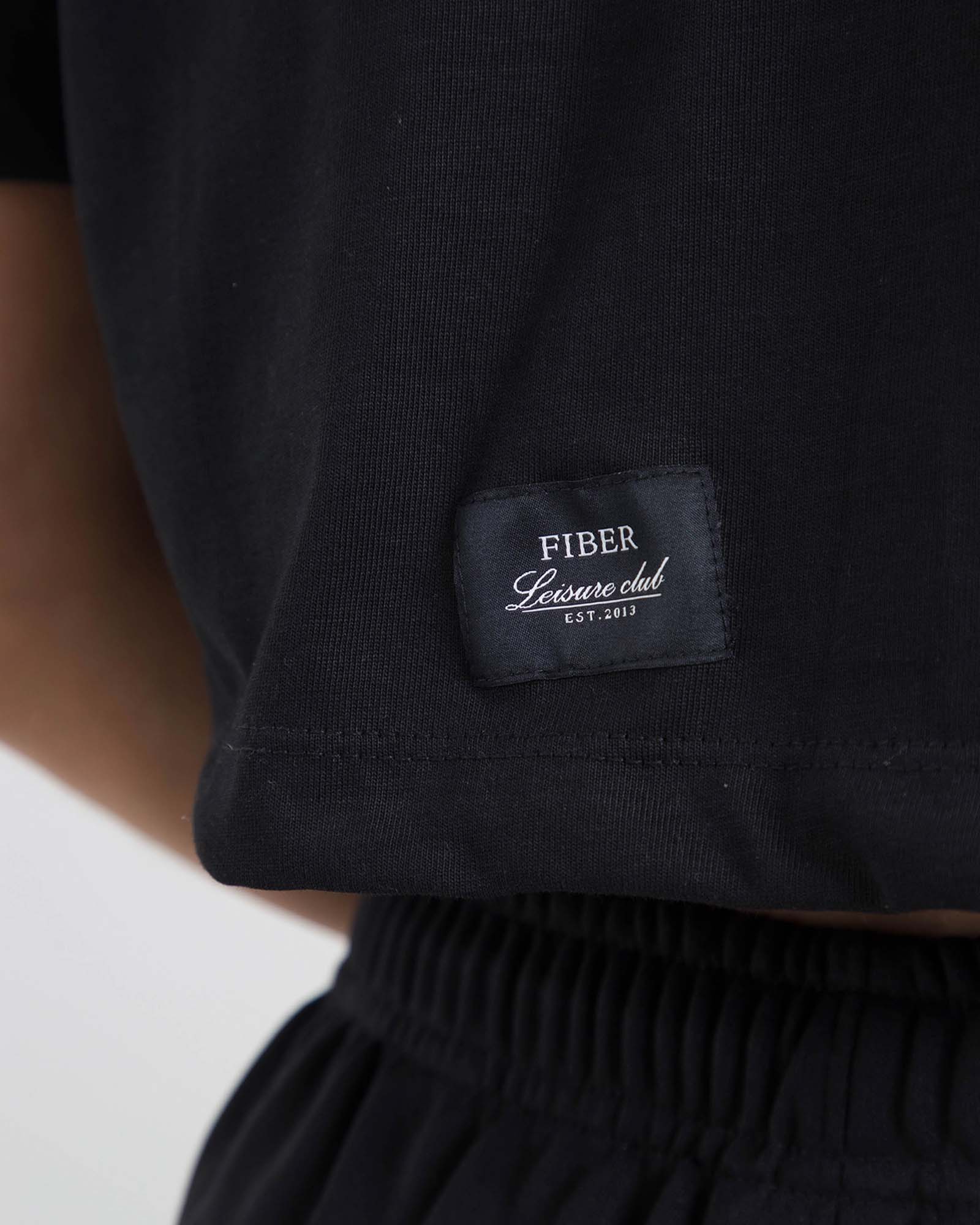 Camiseta crop soft negro offline FIBER