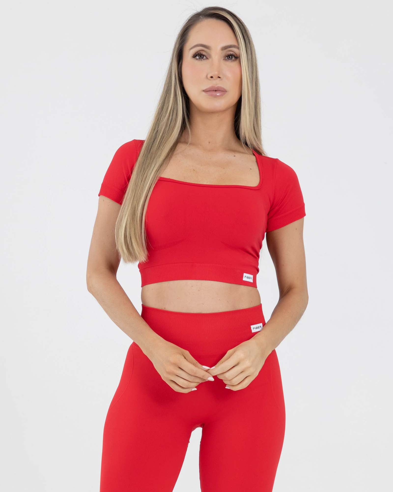 Top manga corta rojo chily FIBER fluir SeamForm