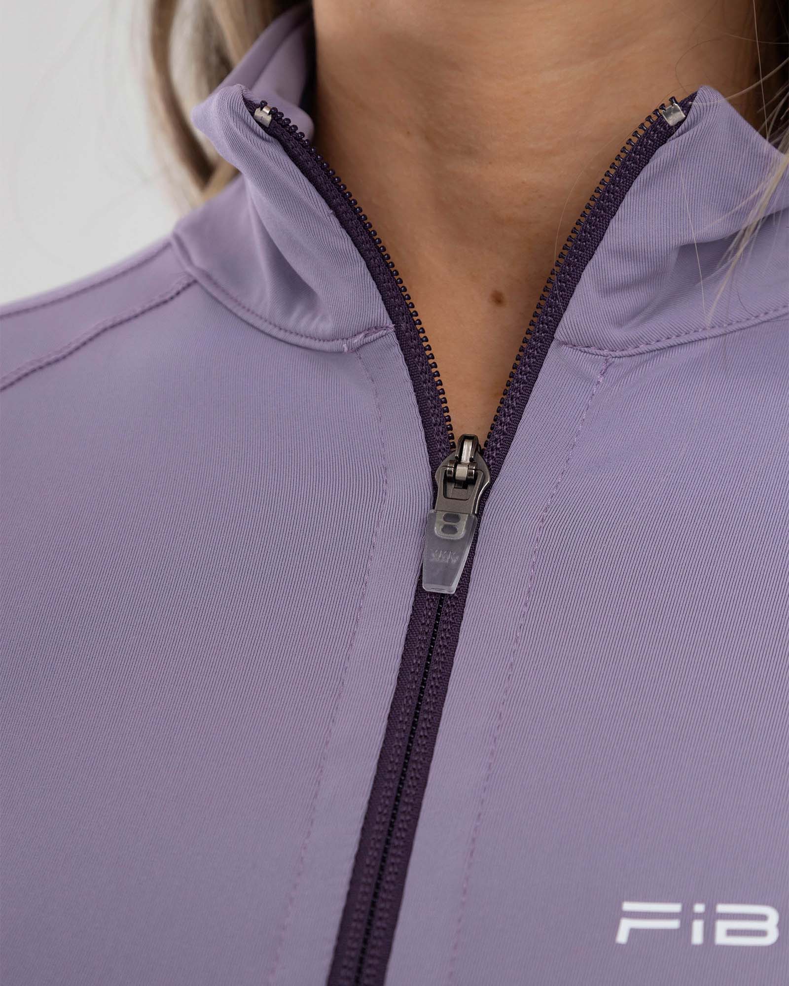 Chaqueta shapes morado arandano active luxe FIBER