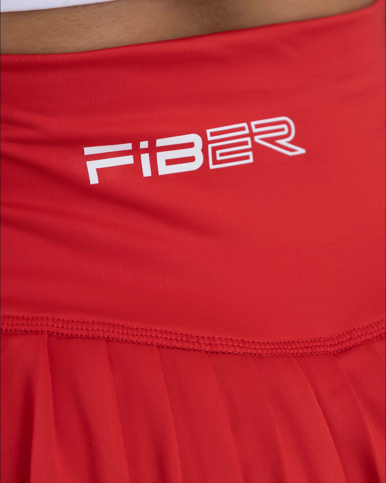 Falda sublime con pliegues rojo FIBER