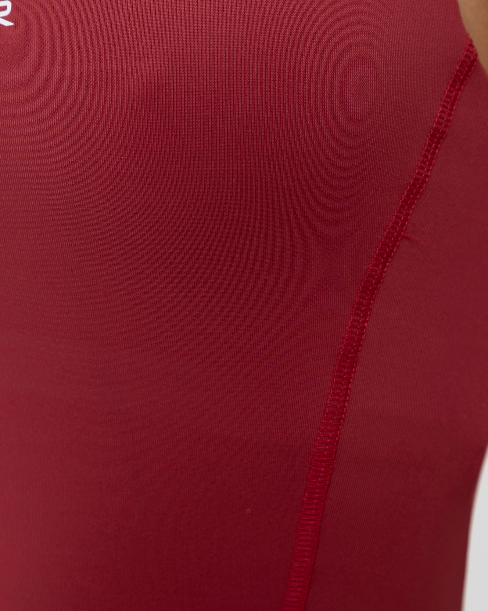 Enterizo corto match rojo FIBER