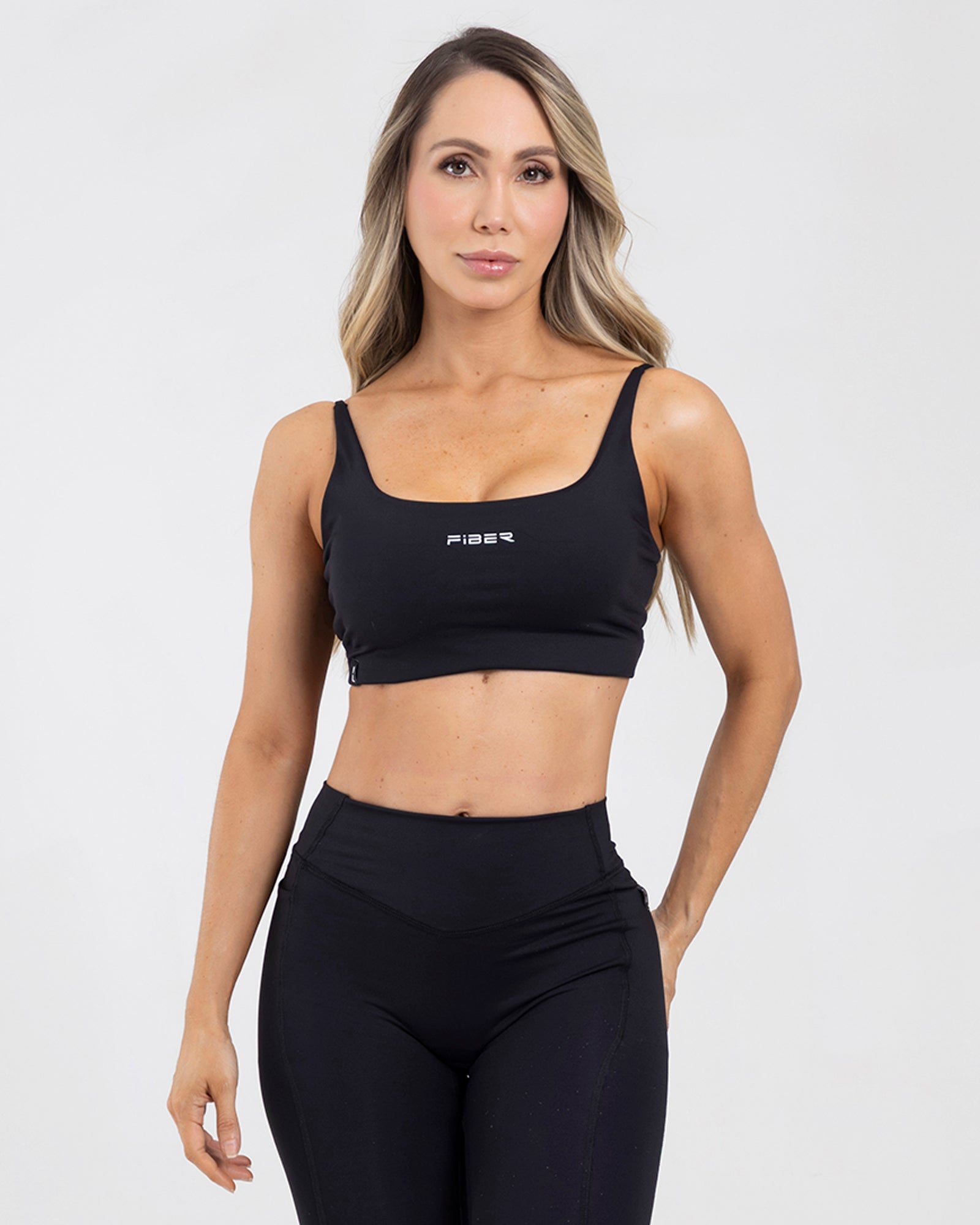 Top sisa essence negro match FIBER