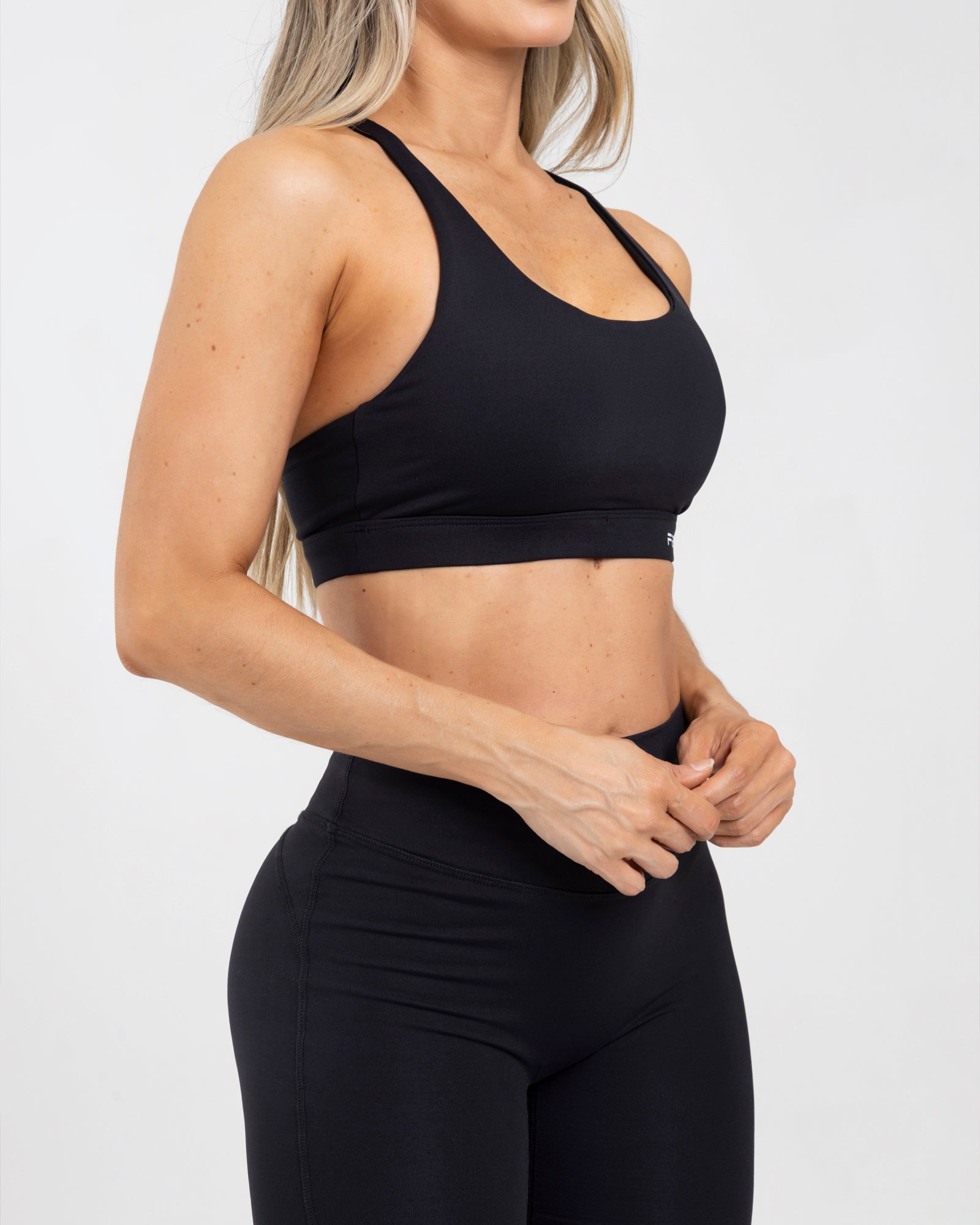 Top sisa motion negro match FIBER