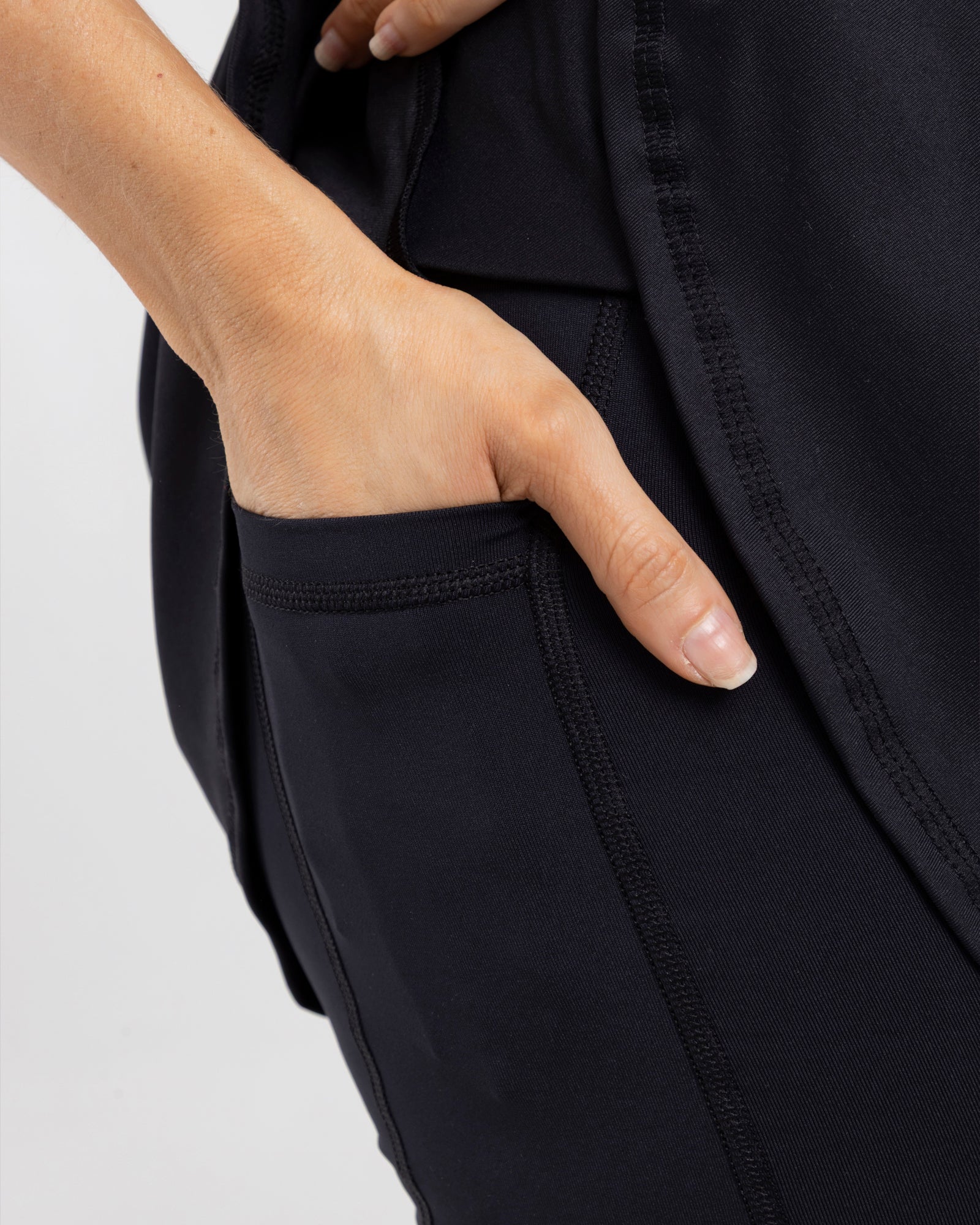 Enterizo falda match negro FIBER