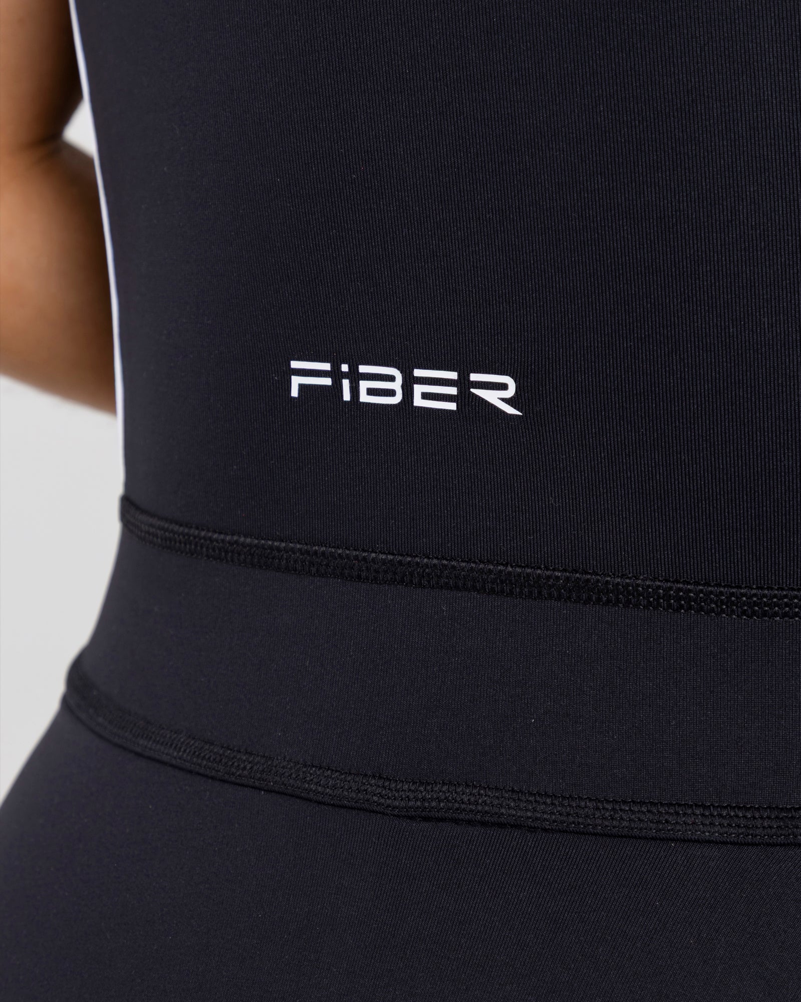 Enterizo falda match negro FIBER