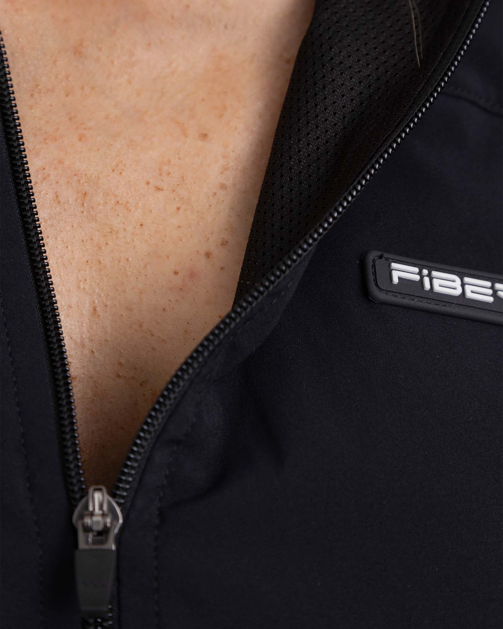 Chaqueta running lifestyle negro muse FIBER