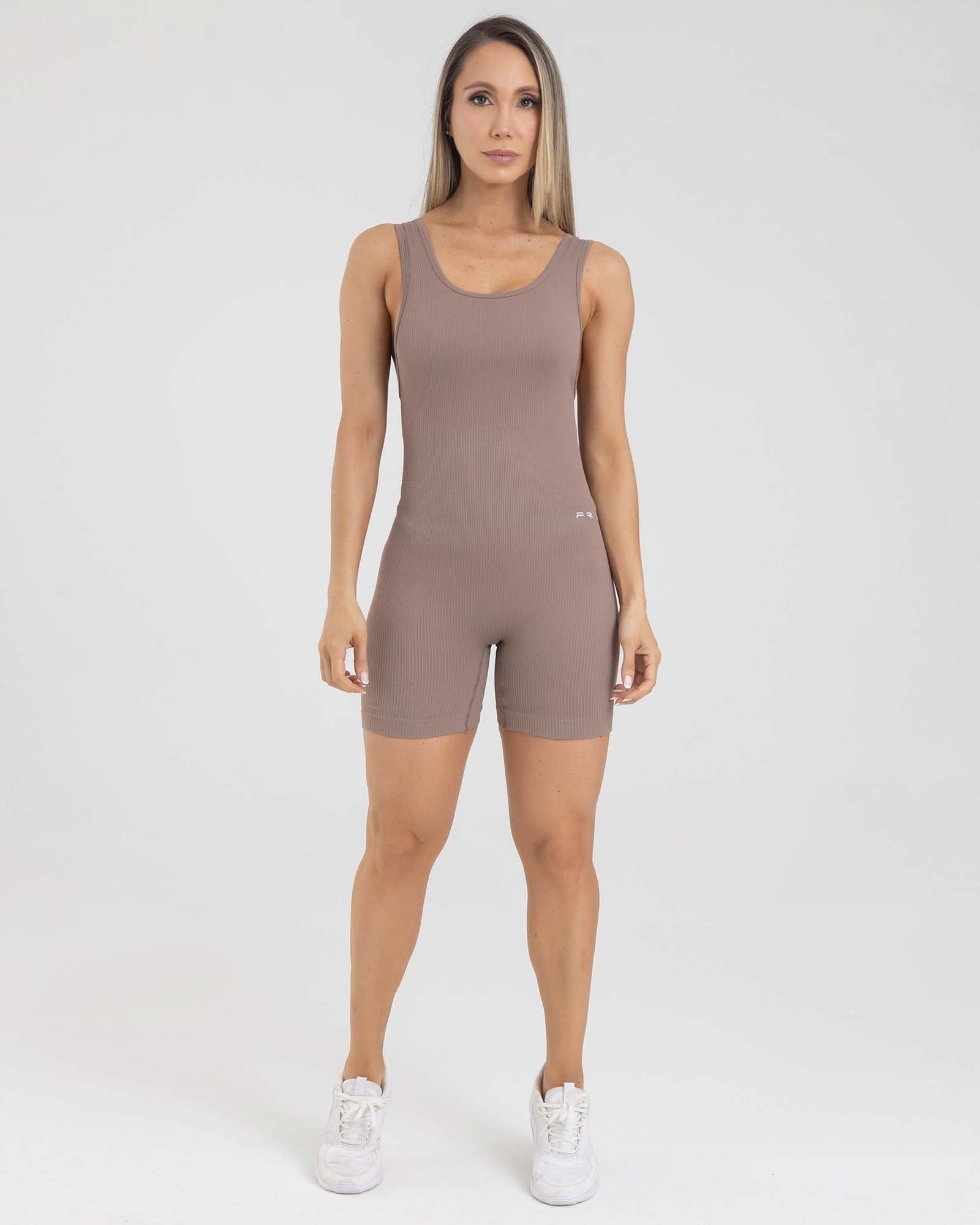 Enterizo square corto push up cocoa muse FIBER