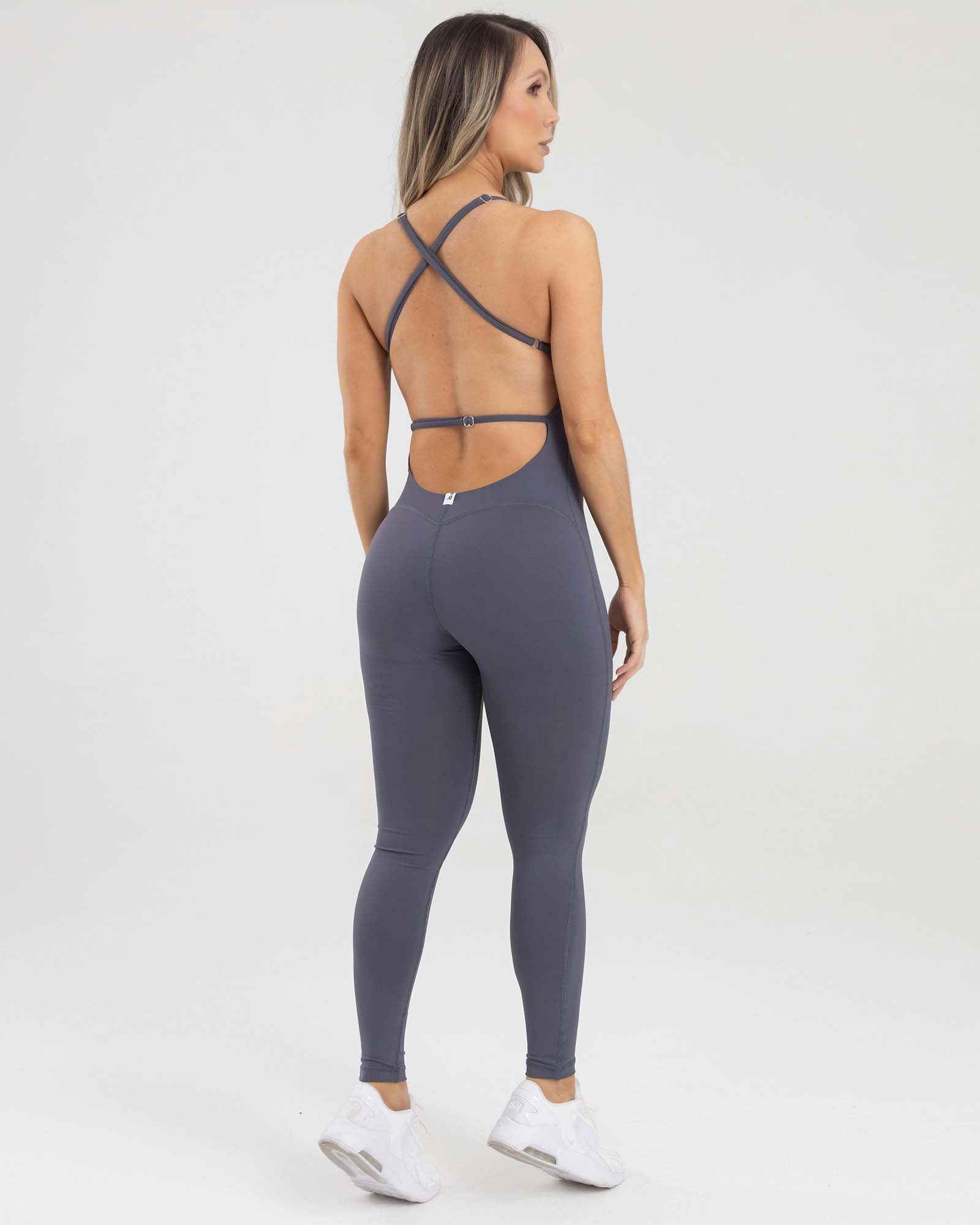 ENTERIZO LAGRO BACKLESS GRIS SHARK GOOD SPORT FIBER