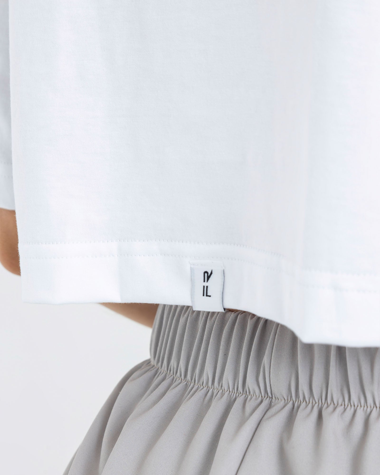 Camiseta corta holgada blanco pilates FIBER