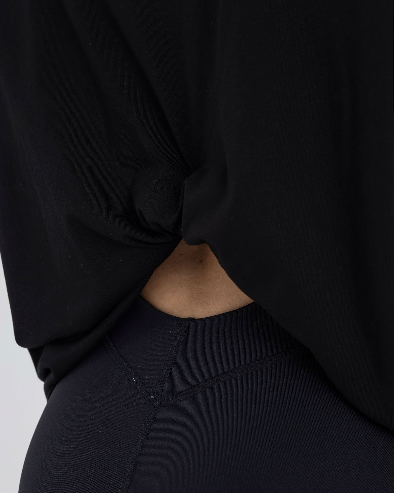 Camiseta oversize negra pilates FIBER