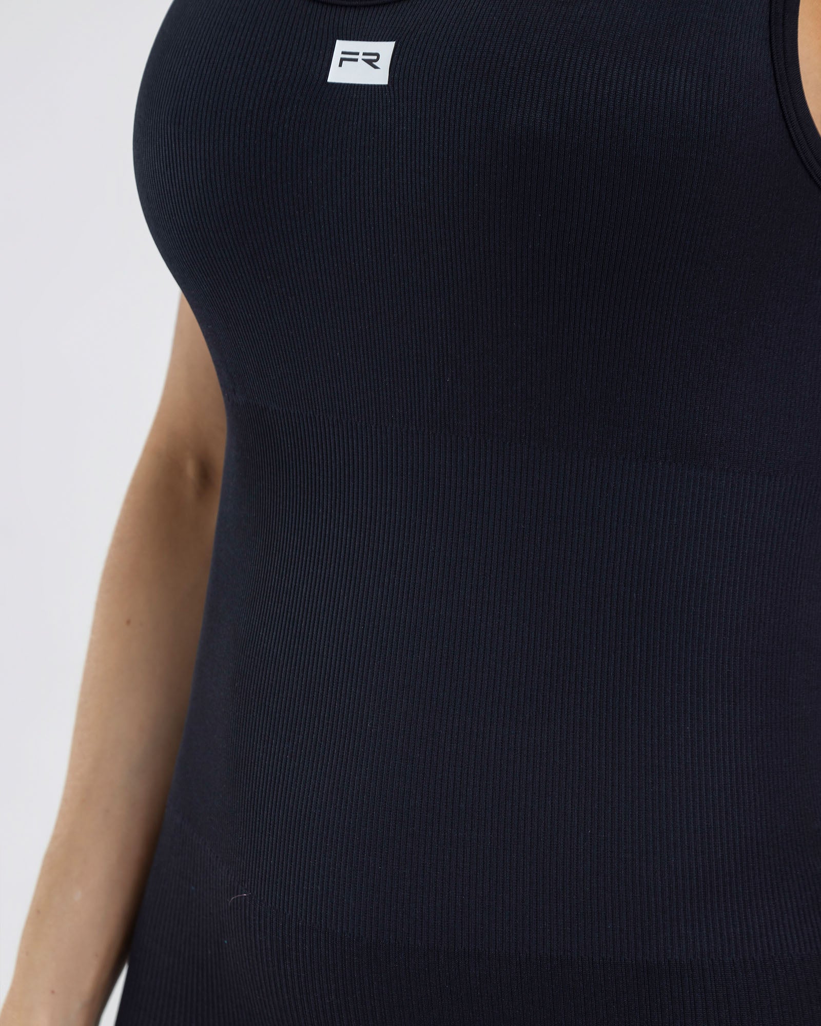 Enterizo corto manga sisa seamless negro pilates