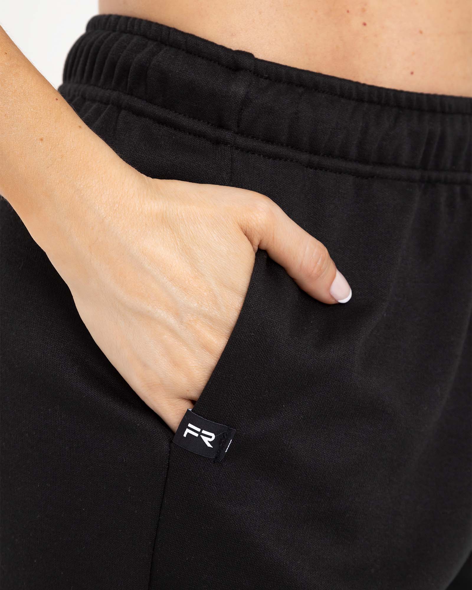 Jogger streetwear negro sporty FIBER