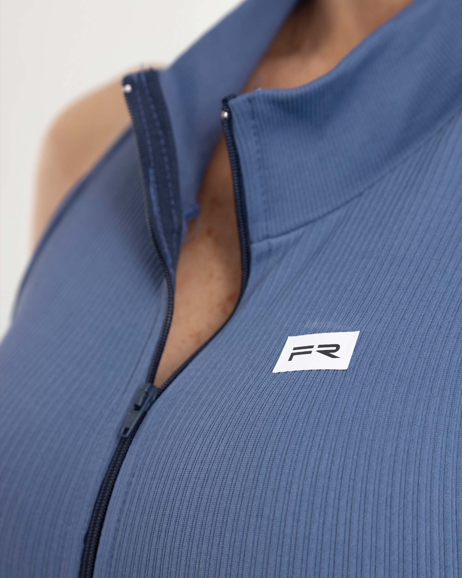 Enterizo corto push up con cierre azul almirante eterea FIBER