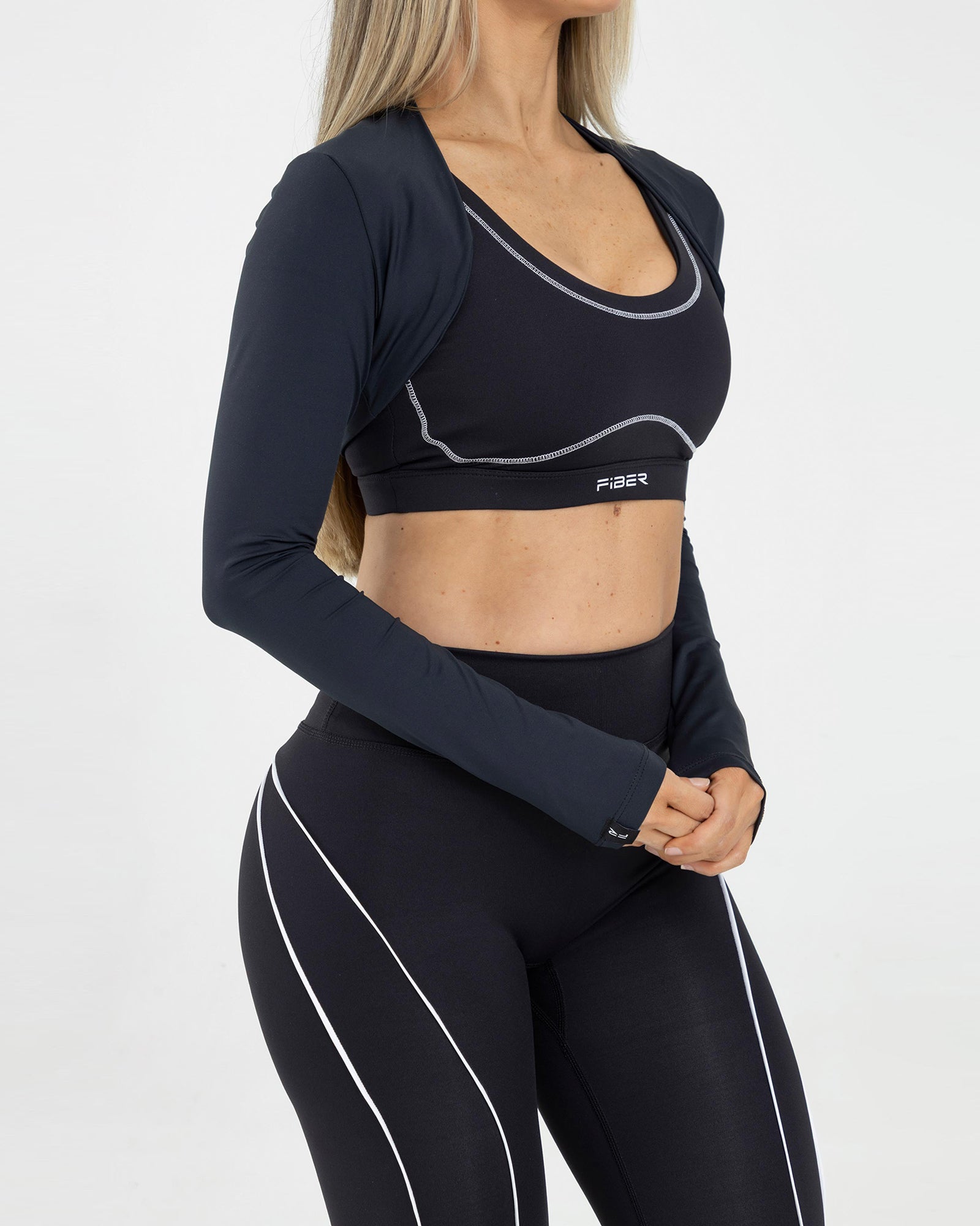 Capa superior complemento negro nivel sube FIBRA