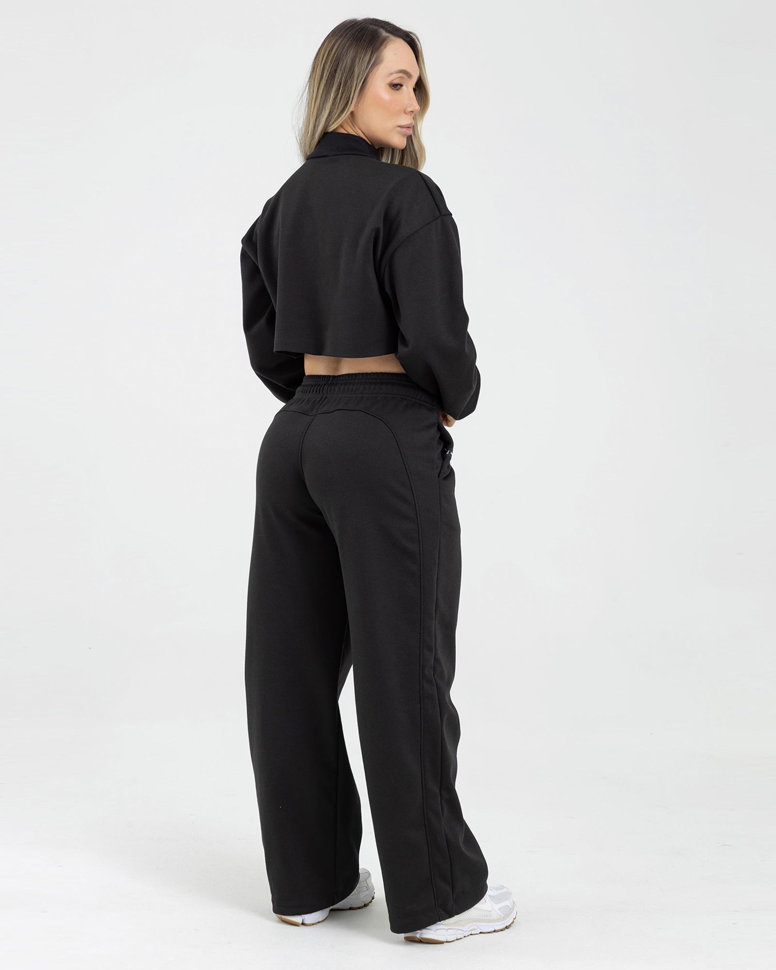 Pantalón lounge negro nivel up FIBER