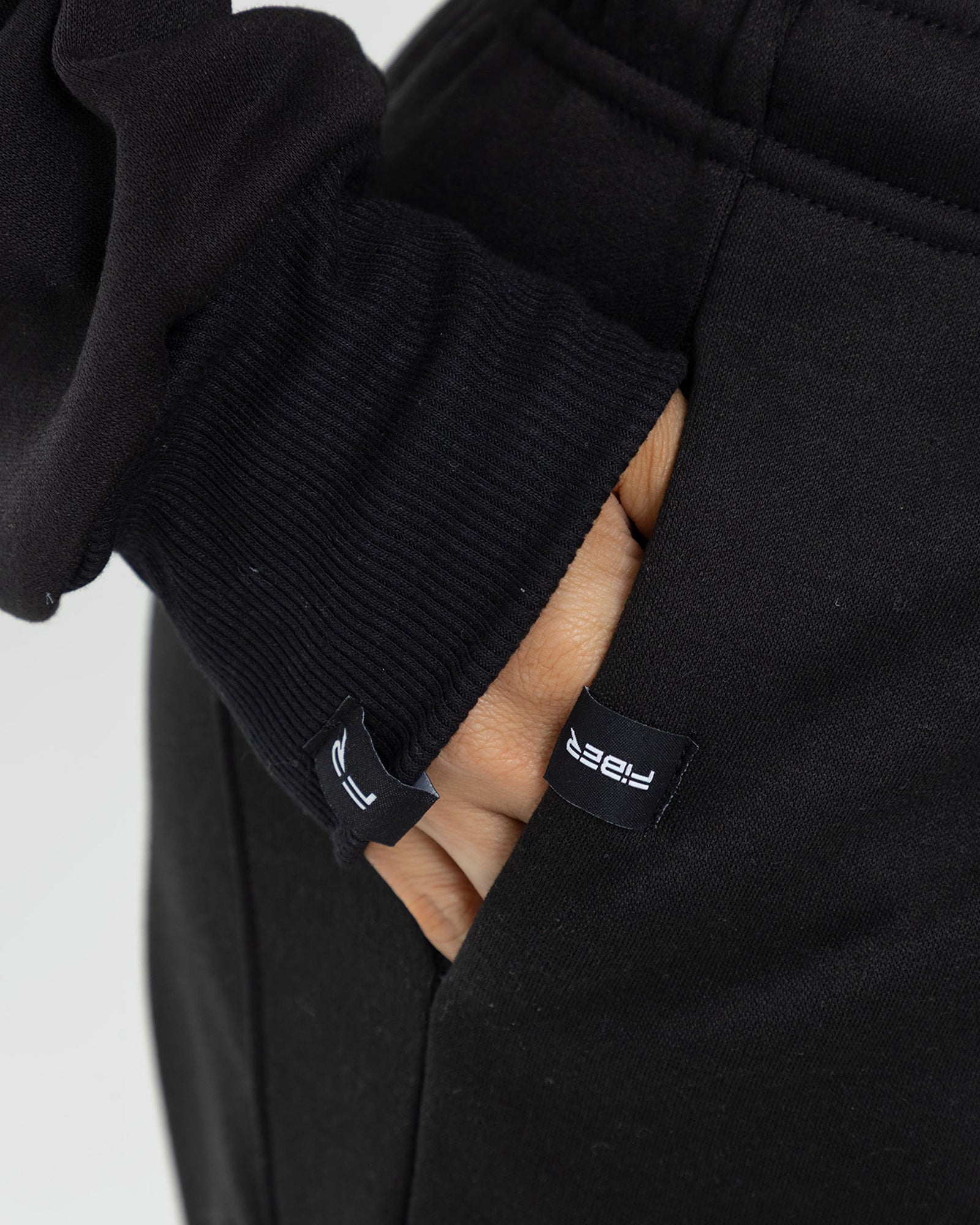 Pantalón lounge negro nivel up FIBER