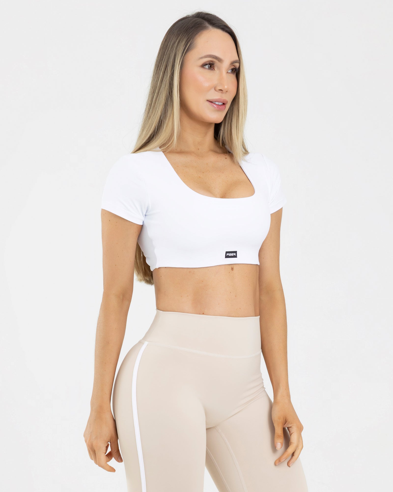 Top manga corta edge blanco level up FIBRA
