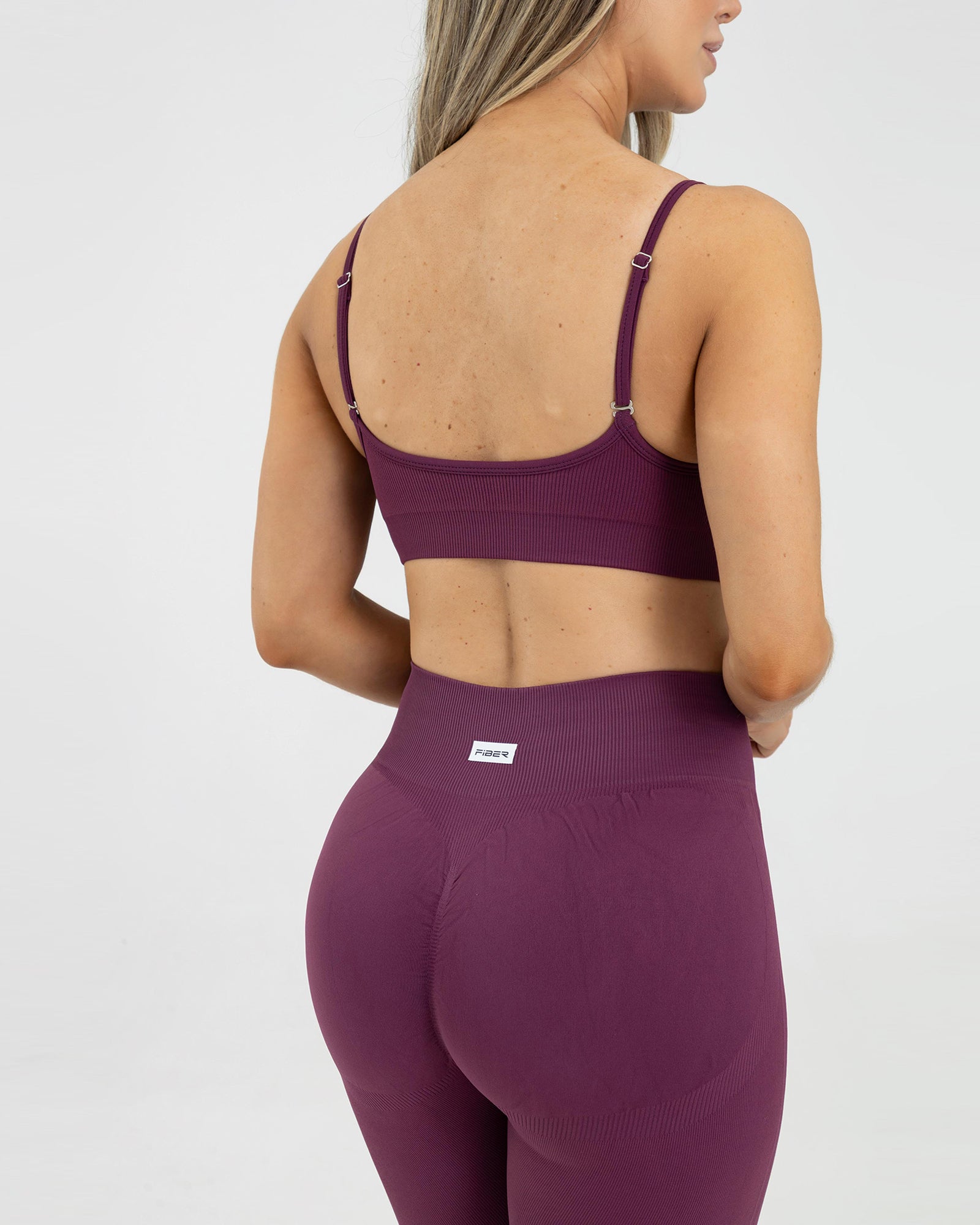 Top seamless sculpt vinotinto burgundy level up FIBER