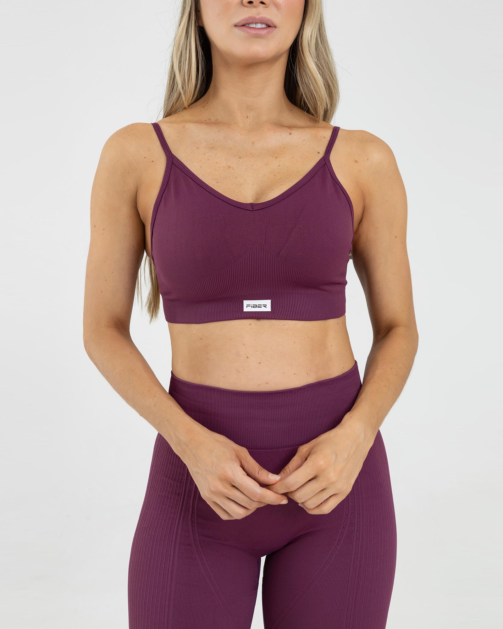 Top seamless sculpt vinotinto burgundy level up FIBER